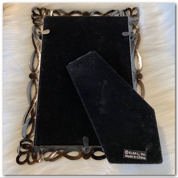 Picture Frame - Elsa L Inc. - Picture 4 of 5
